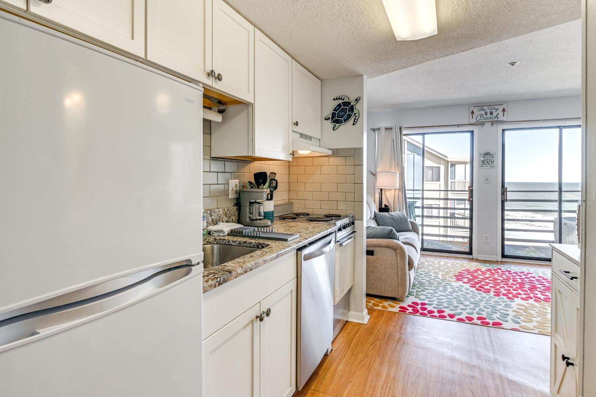 Cozy Beachfront Condo With Wifi, Views And Pool Access Myrtle Beach Exterior foto